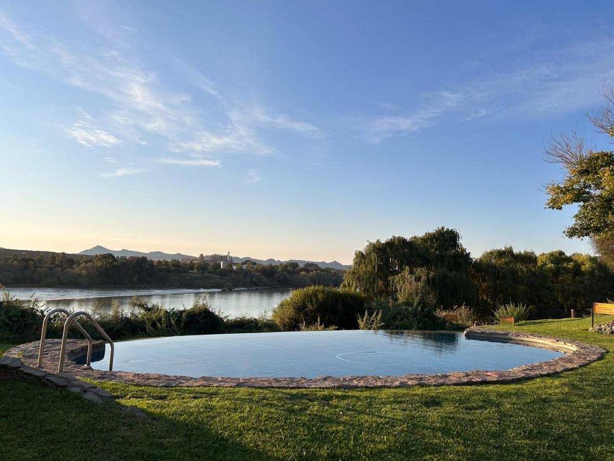 Tzamenkomst River Lodge Colesberg Exterior foto